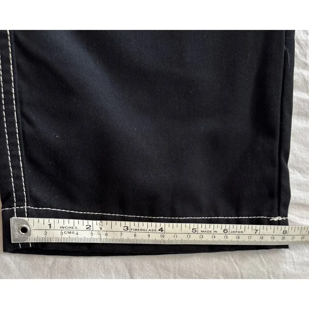 NWT True Religion Outline Graphic Letter Cargo Pants Jet Black Size 30 Rare Y2K